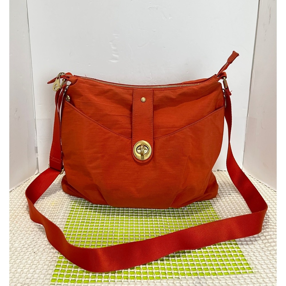 Baggallini Burnt Orange Nylon Crossbody Bag Turn Lock Travel Shoulder Purse